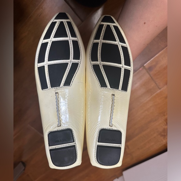 Prada Pointed Vintage Loafers - Picture 3 of 3